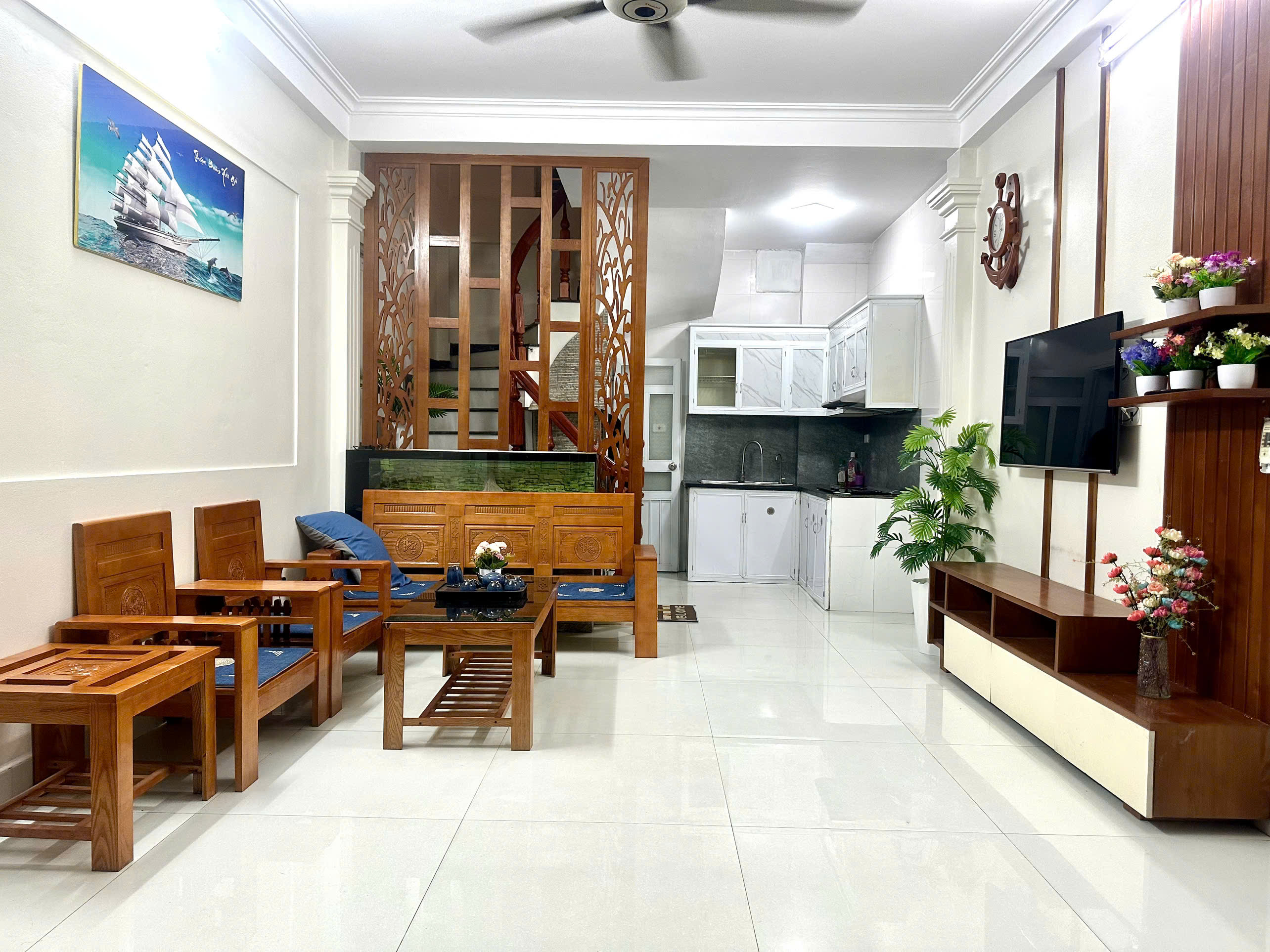 Cho thuê nhà ngõ Phương Canh, 10 mét ra ô tô 45m2 x 5 tầng, 3 ngủ, 9.5 Triệu (có t,lượng) - Ảnh chính